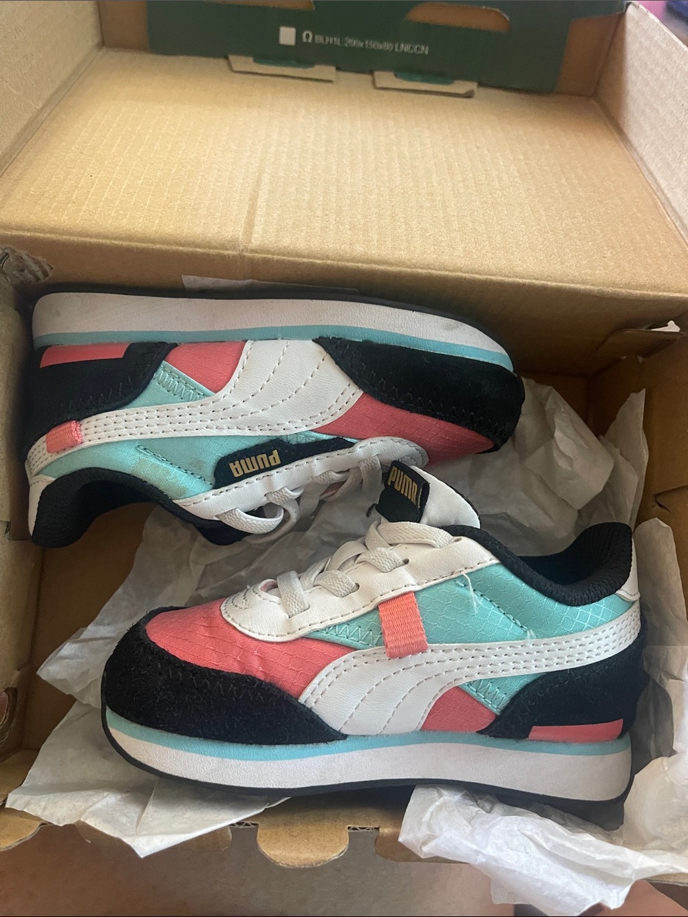 Puma Kids Coral, Teal & White Low-Top Sneakers